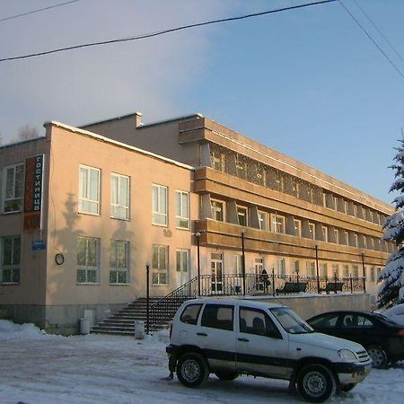 Hotel Iskozh Kirov  Bagian luar foto